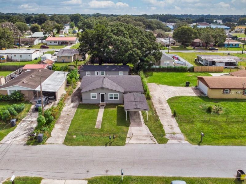 725 Strain Boulevard, Lakeland, FL 33815 Photo