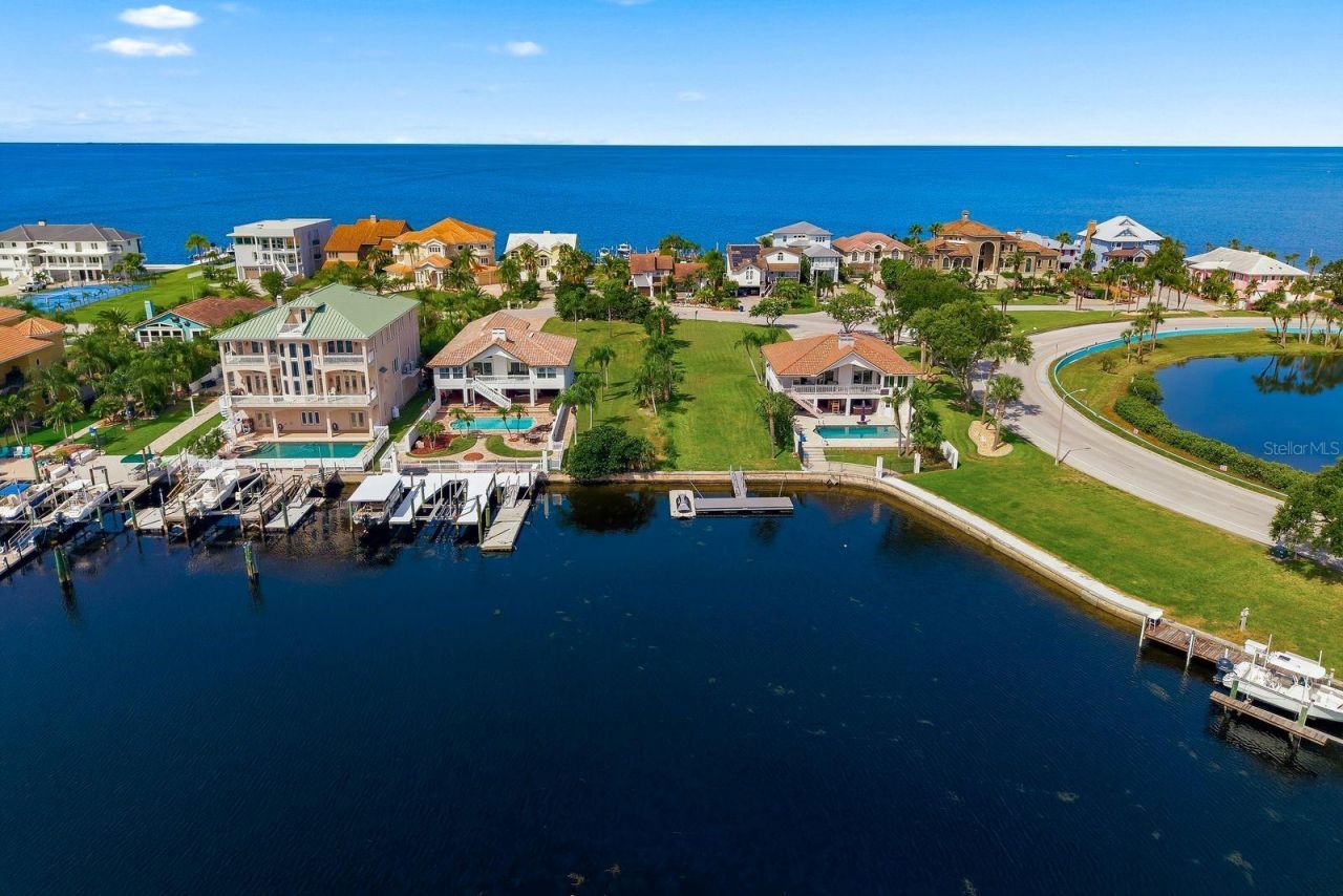 Westshore Drive , New Port Richey, FL 34652 Photo