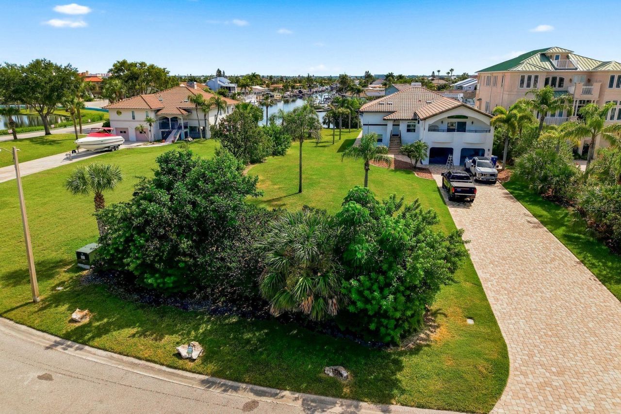Westshore Drive , New Port Richey, FL 34652 Photo