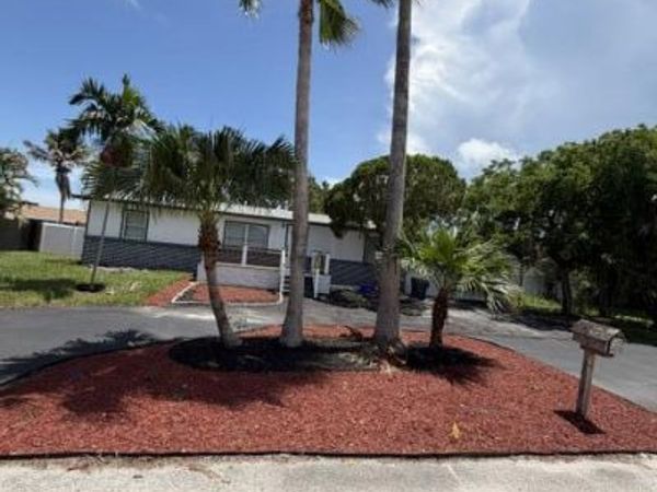 3040 Tropical Trail, Lake Worth, FL 33462