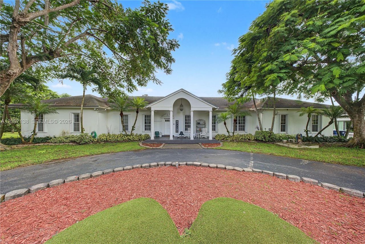 27950 SW 182nd Ave , Homestead, FL 33031 Photo