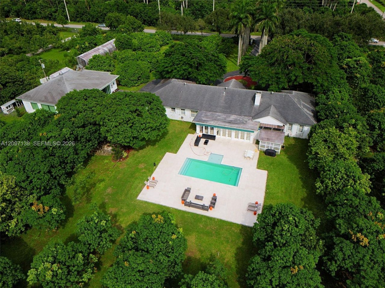 27950 SW 182nd Ave , Homestead, FL 33031 Photo