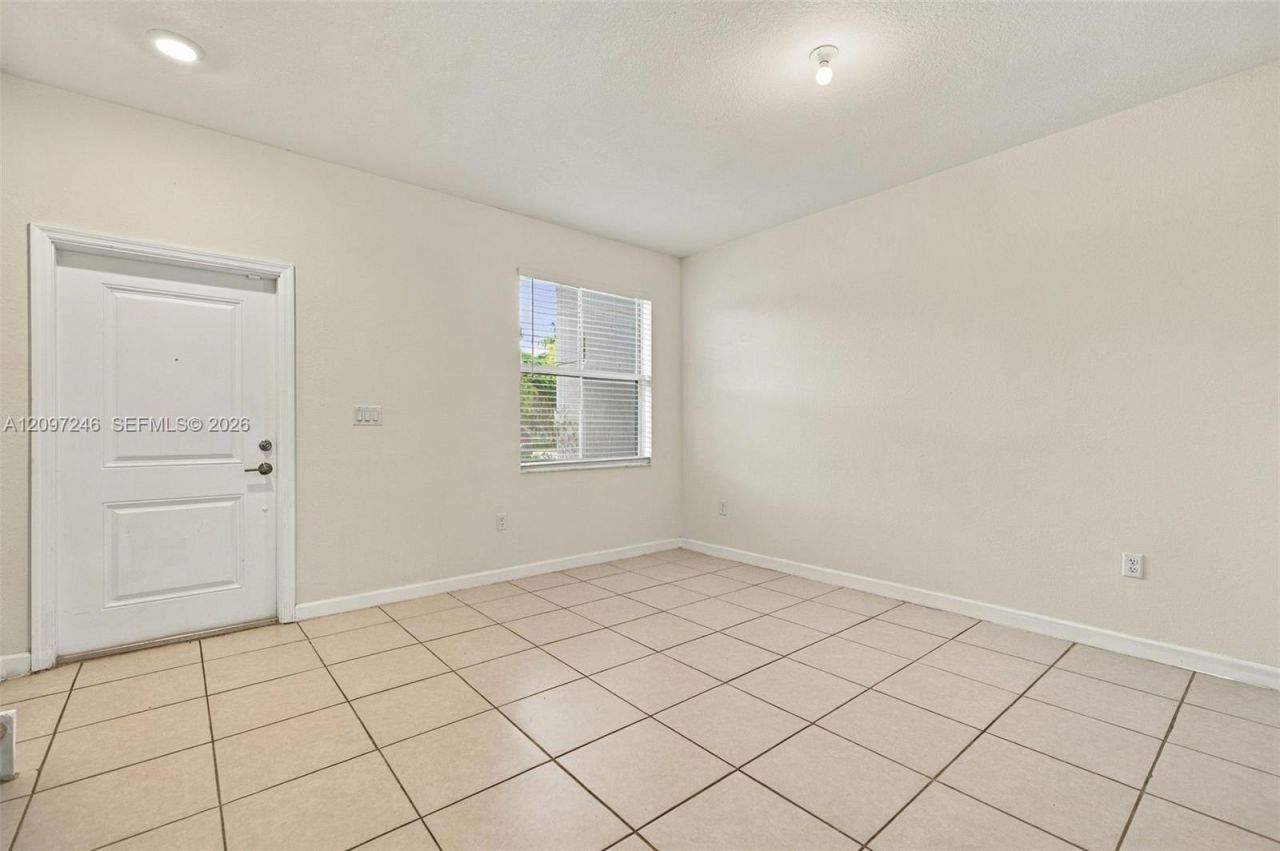 2686 SE 18th St , Homestead, FL 33035 Photo