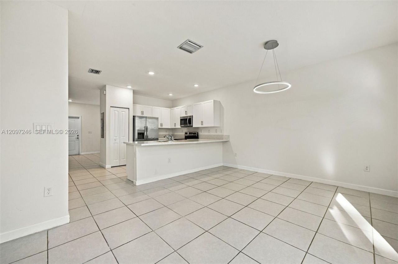 2686 SE 18th St , Homestead, FL 33035 Photo