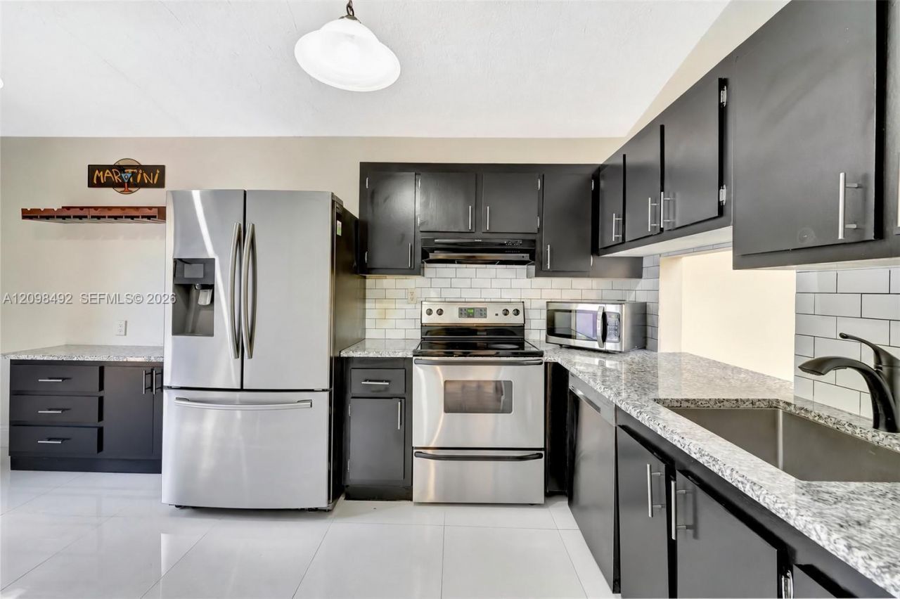 5701 Swordfish Cir, Tamarac, FL 33319 Photo