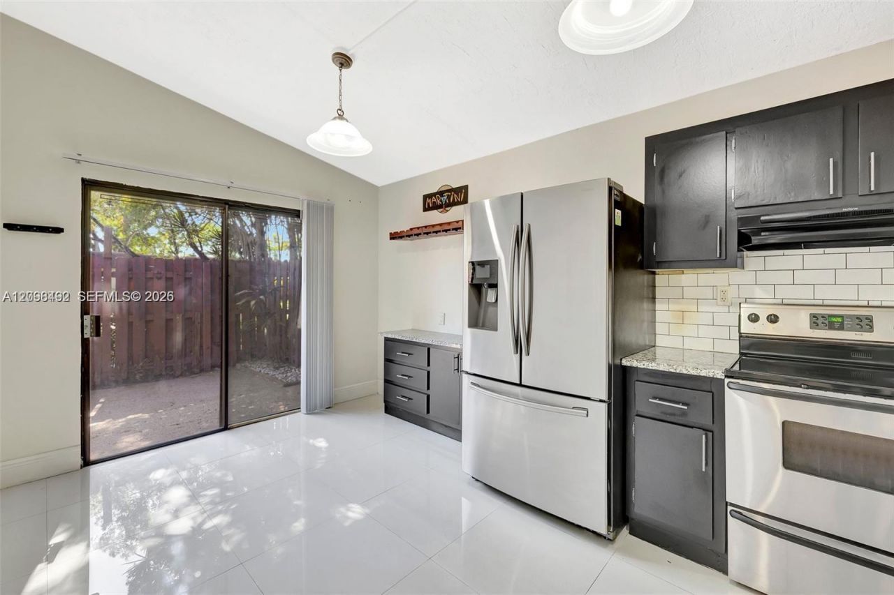5701 Swordfish Cir, Tamarac, FL 33319 Photo