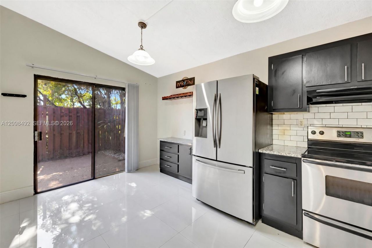 5701 Swordfish Cir, Tamarac, FL 33319 Photo