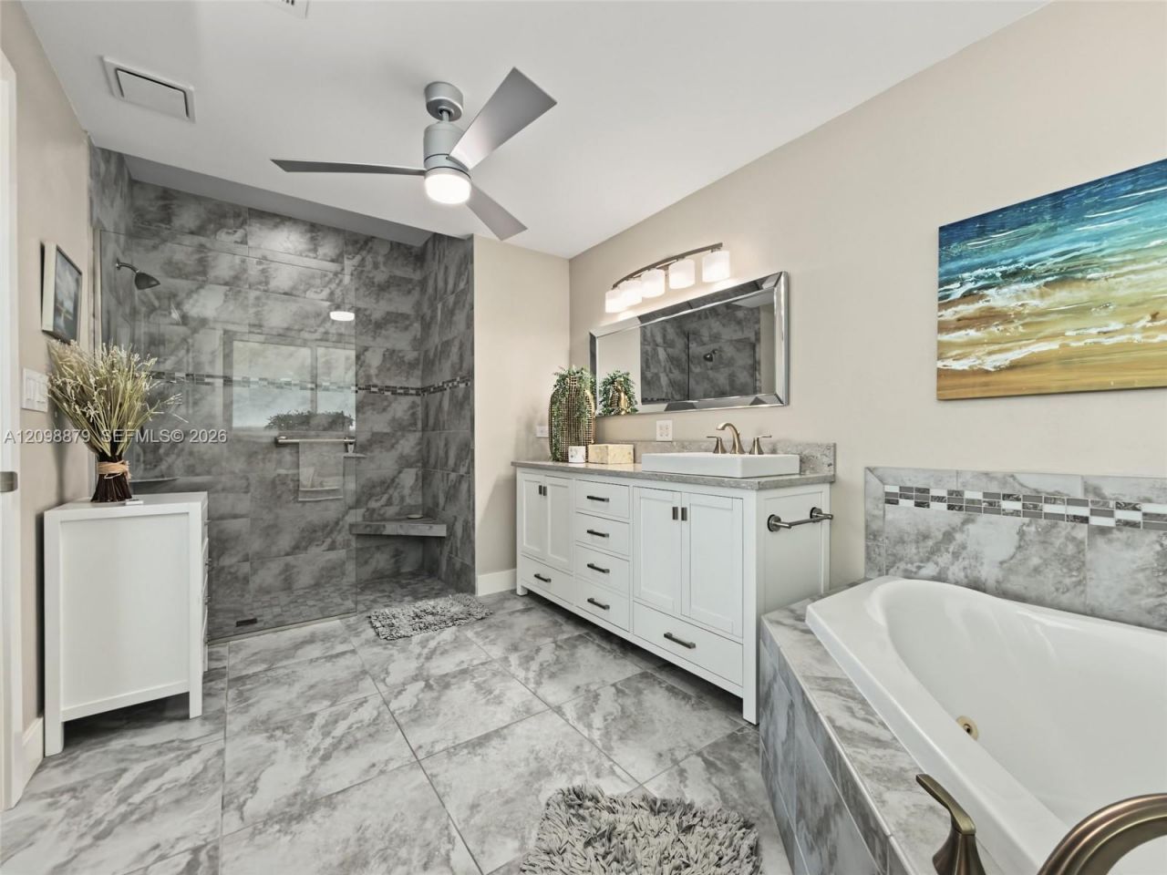 111 Newport Cay , Naples, FL 34114 Photo