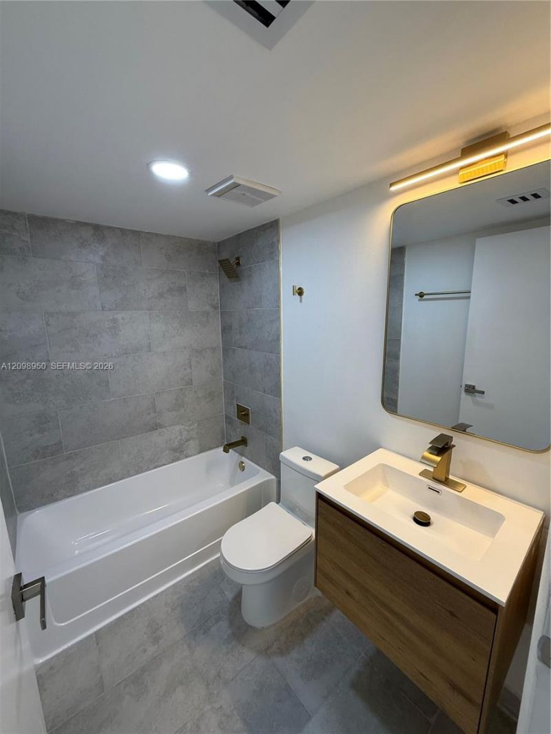 9937 Nob Hill Pl , Unit 1637, Sunrise, FL 33351 Photo