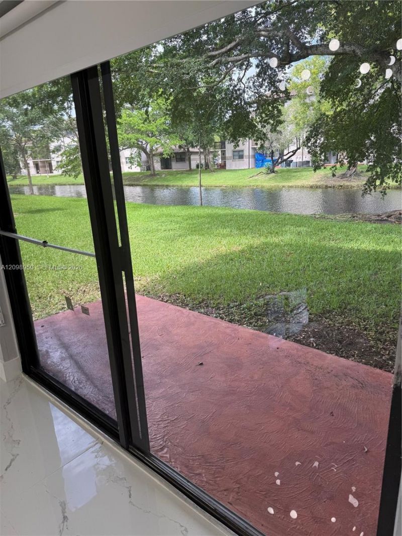 9937 Nob Hill Pl , Unit 1637, Sunrise, FL 33351 Photo