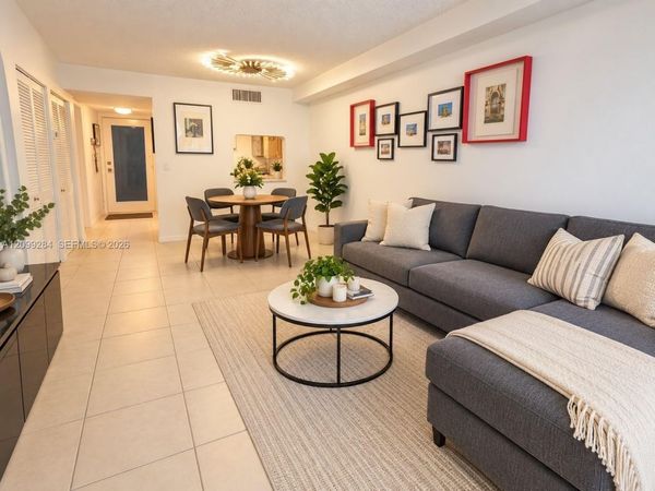1666 West Ave , Unit 212, Miami Beach, FL 33139