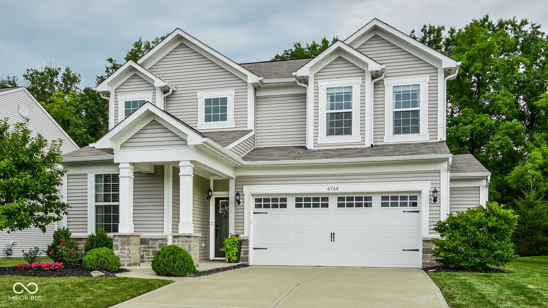 6768 Keepsake Drive, Whitestown, IN 46075 Main Photo