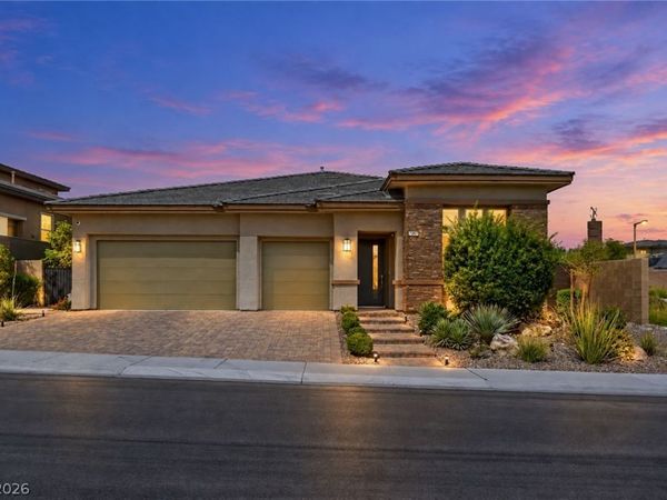 12382 Tudor Arch Drive, Las Vegas, NV 89138