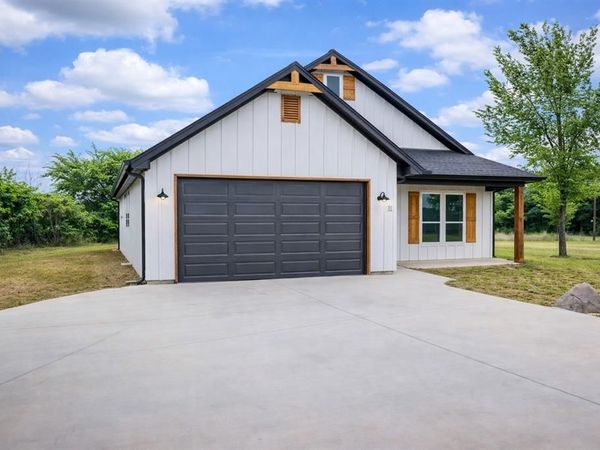 1621 County Road 4764, Boyd, TX 76023