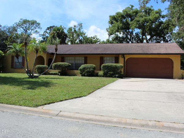 730 Lindenwood Circle, Unit E, Ormond Beach, FL 32174