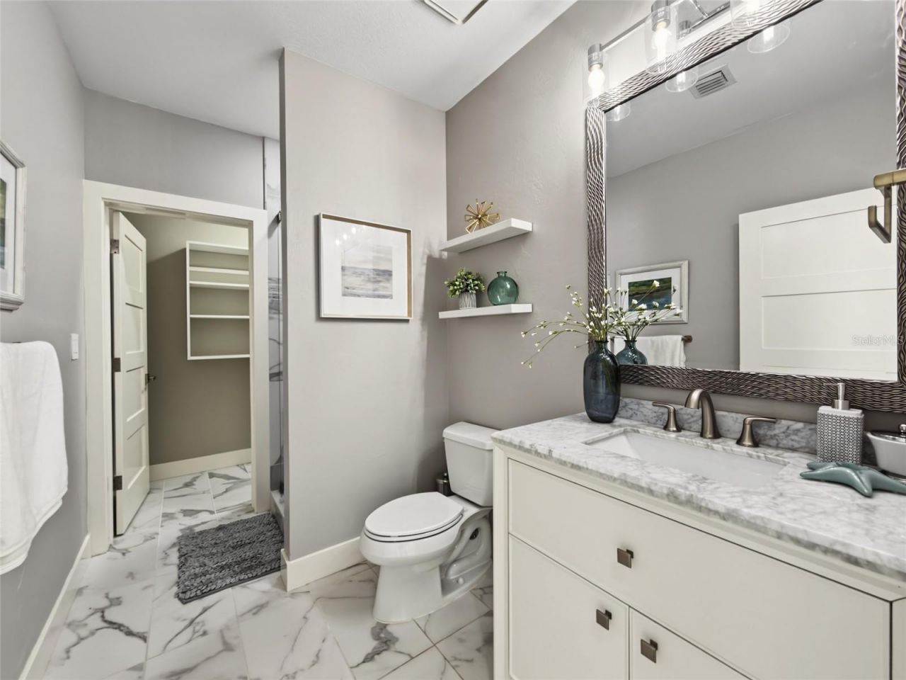 111 Newport Cay , Naples, FL 34114 Photo