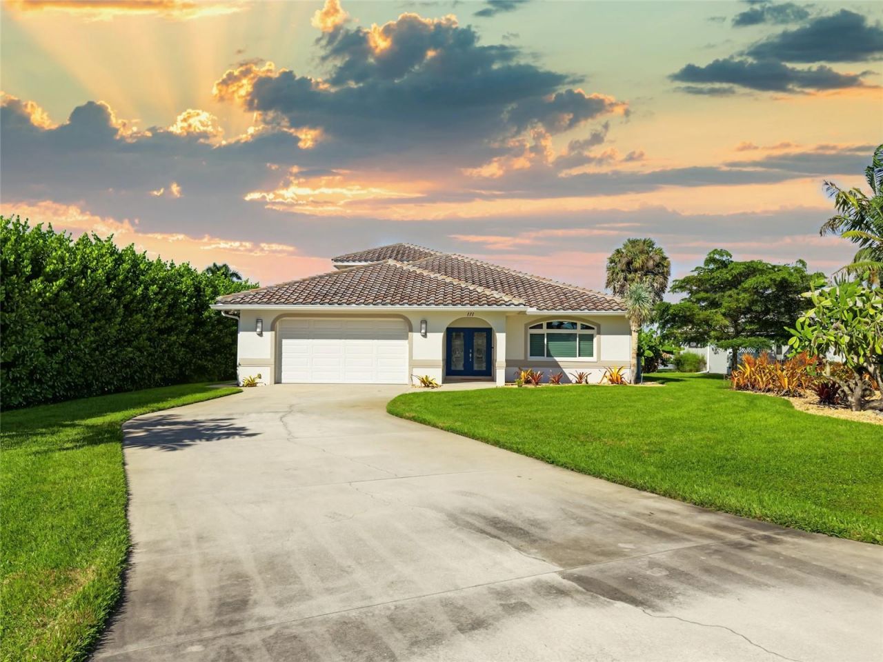 111 Newport Cay , Naples, FL 34114 Photo
