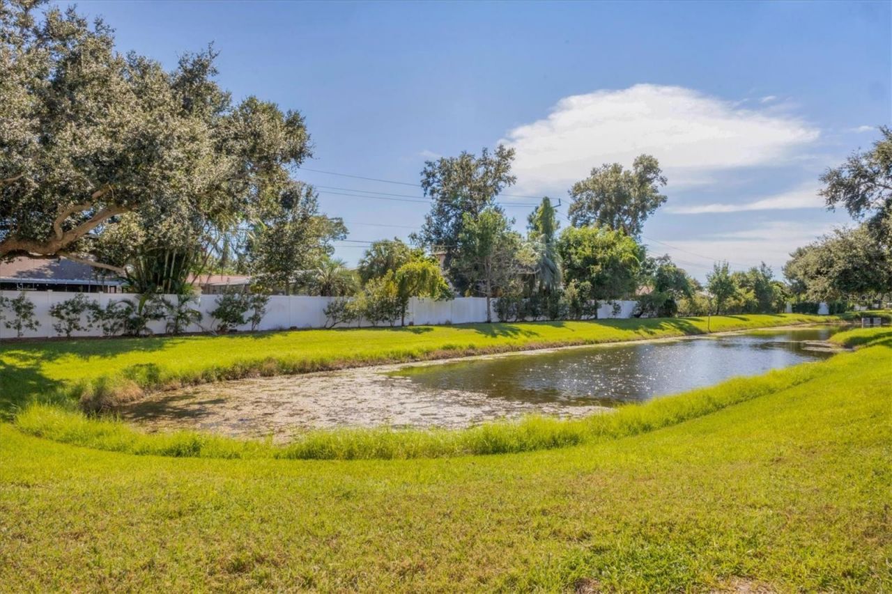 4104 Crabtree Avenue , Sarasota, FL 34233 Photo