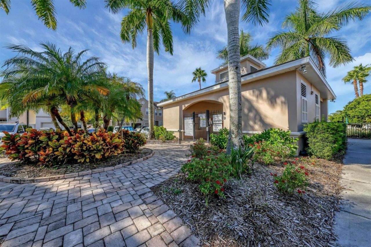 4104 Crabtree Avenue , Sarasota, FL 34233 Photo