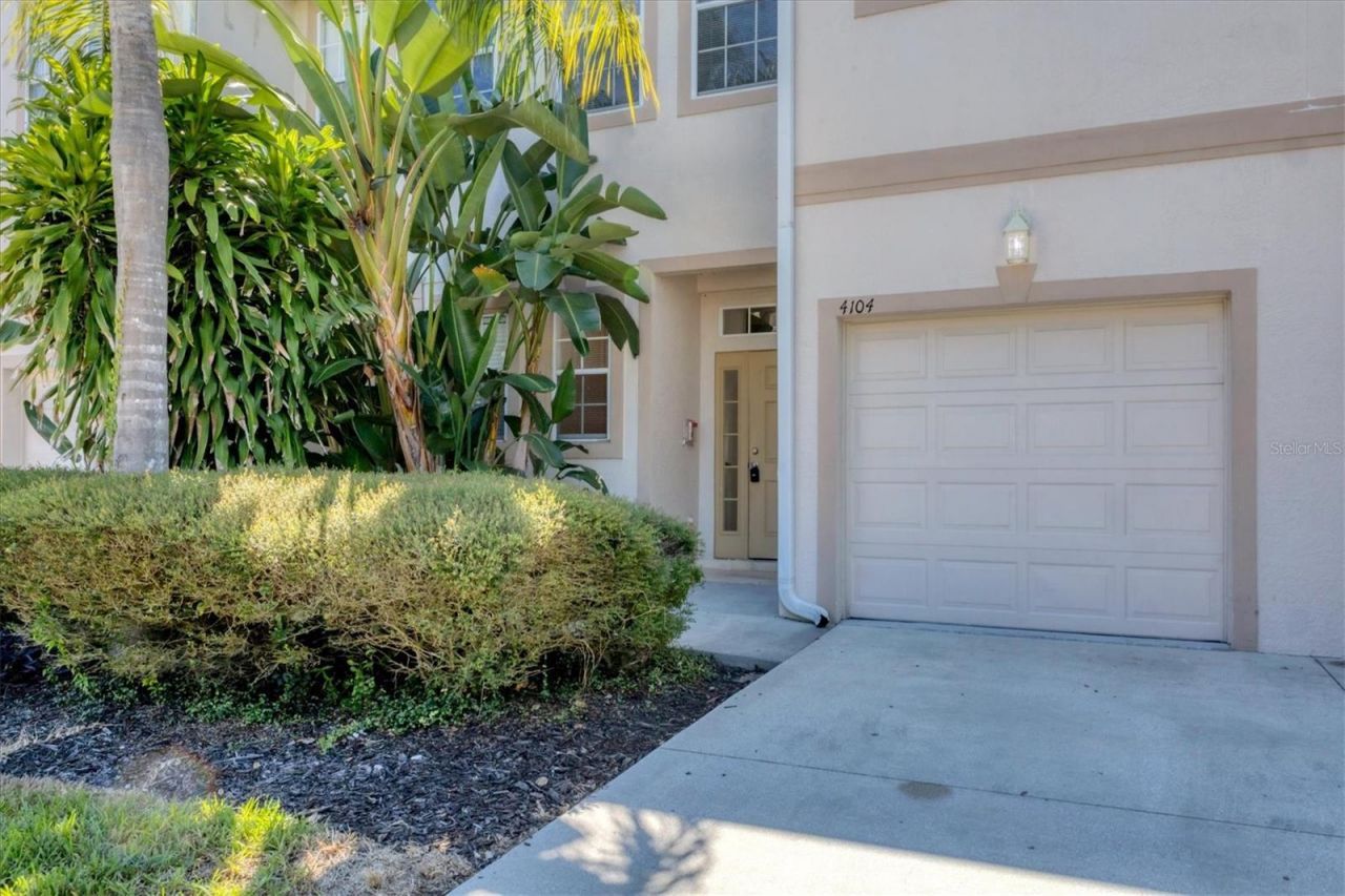 4104 Crabtree Avenue , Sarasota, FL 34233 Photo