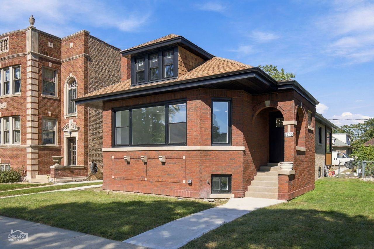 1716 E 83rd Place, Chicago, IL 60617 Main Photo