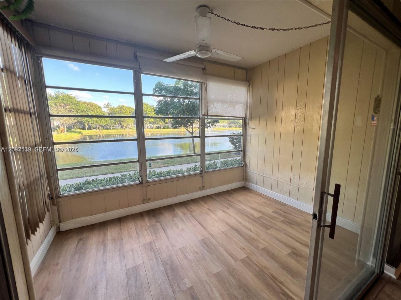 3530 NW 52nd Ave, Unit 403, Lauderdale Lakes, FL 33319 Photo