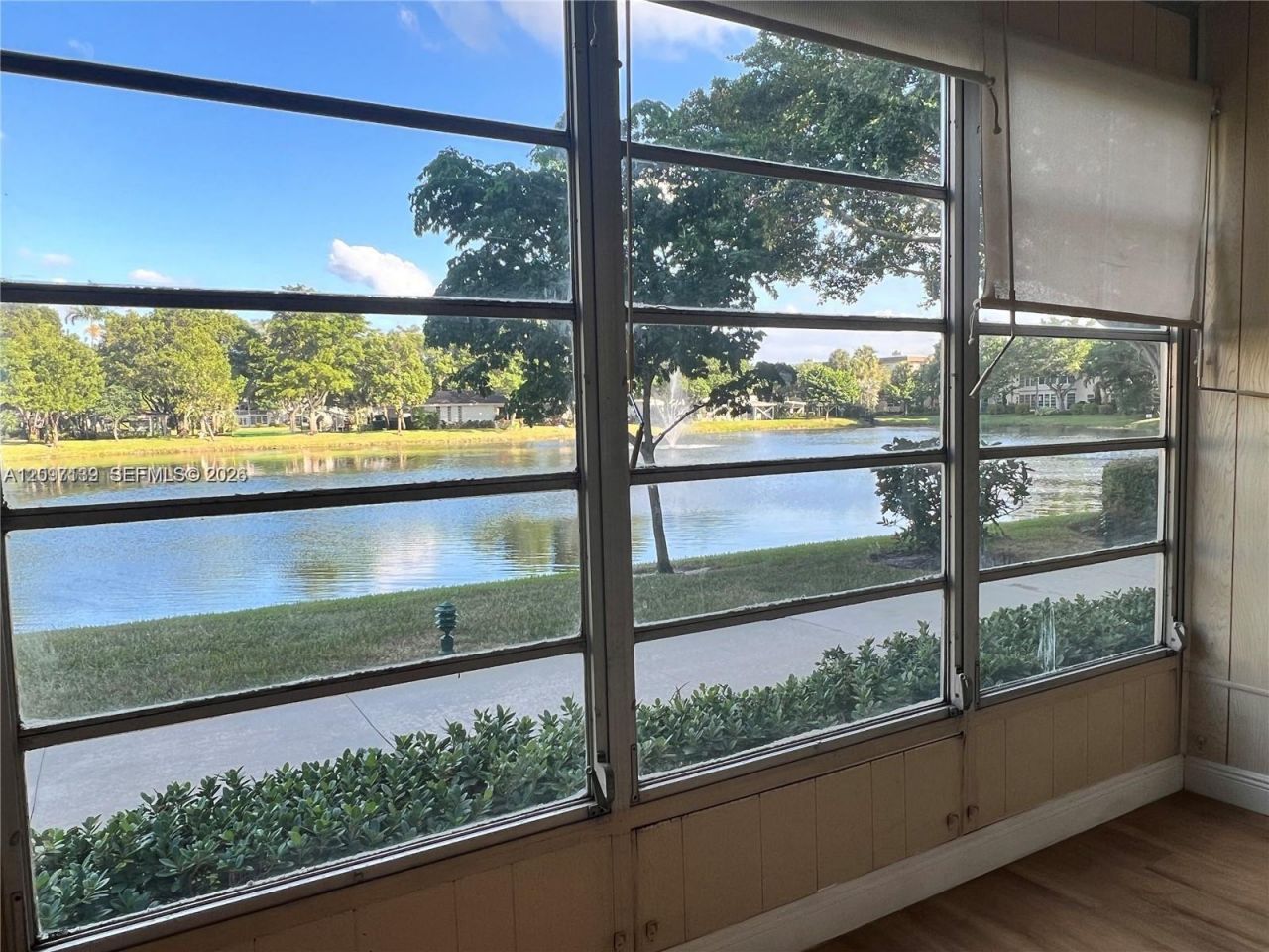 3530 NW 52nd Ave, Unit 403, Lauderdale Lakes, FL 33319 Photo