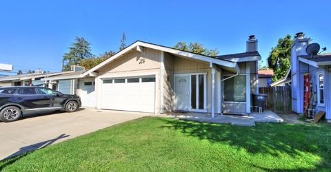 2428-2430 Camino Garden Way, Carmichael, CA 95608 Photo