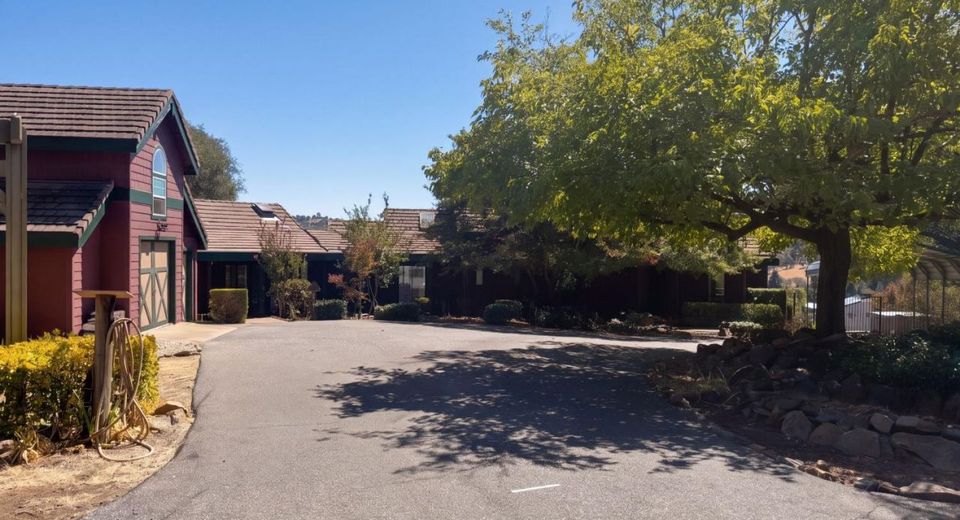 8384 Woodman Ln, Newcastle, CA 95658 Photo