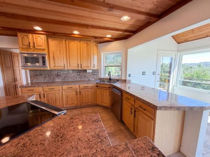 8384 Woodman Ln, Newcastle, CA 95658 Photo