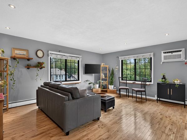 3844 Nicollet Avenue, Unit 305, Minneapolis, MN 55409