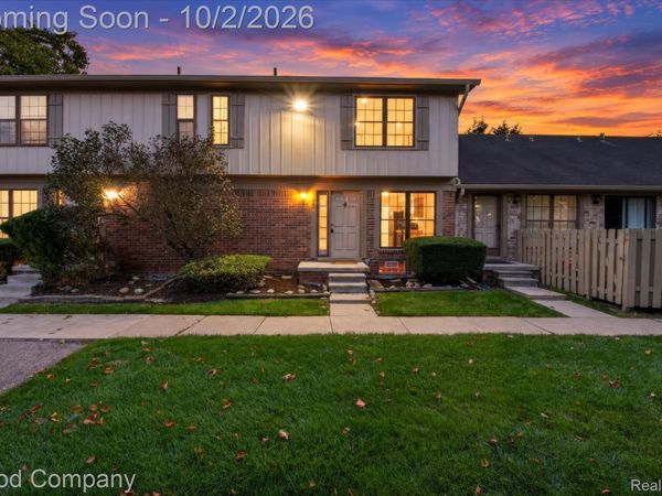 861 Langdon Court, Rochester Hills, Mi 48307