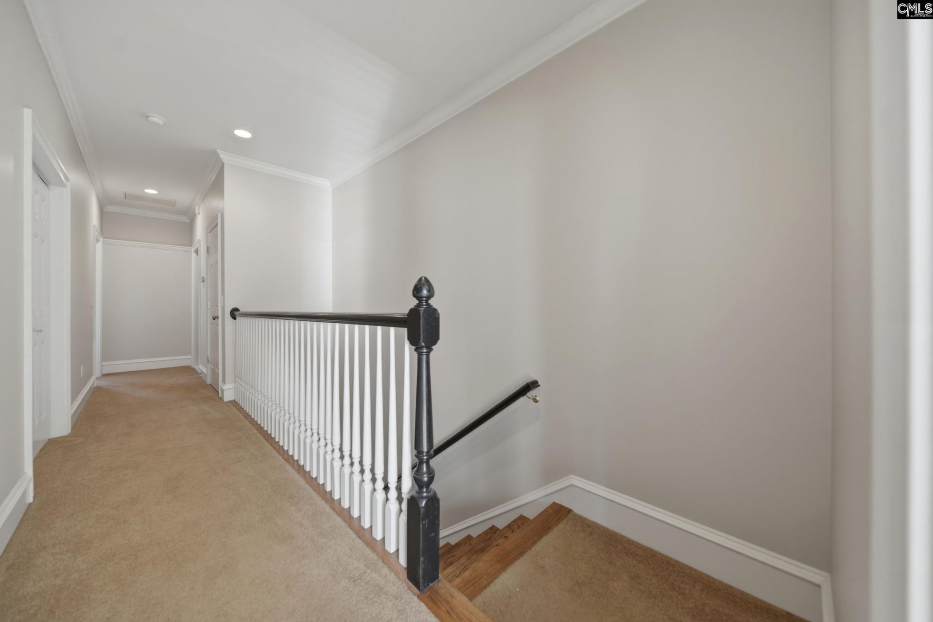 2 Highbourne Court  Photo 21