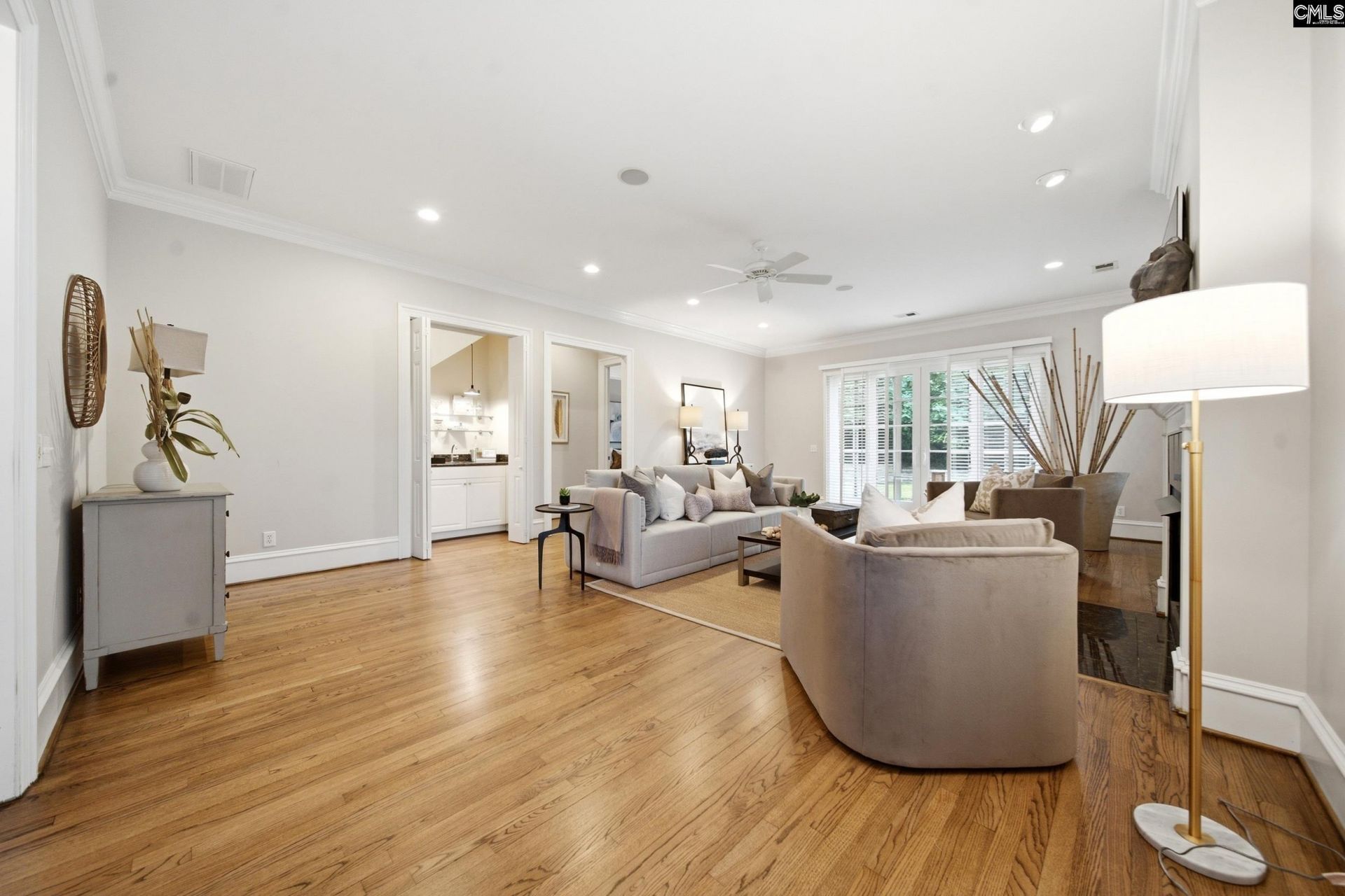 2 Highbourne Court  Photo 8