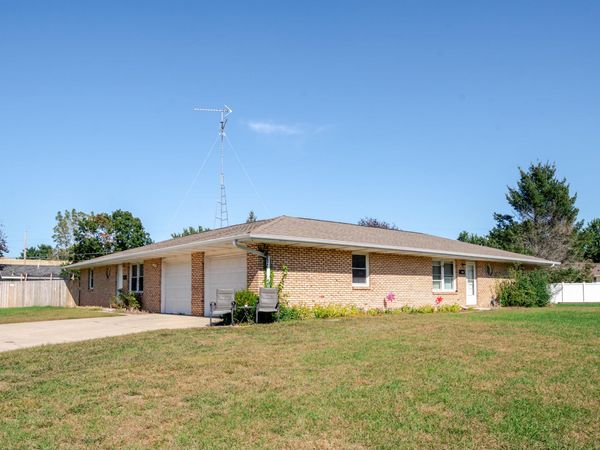 2193 Carol Lane, Stevensville, MI 49127