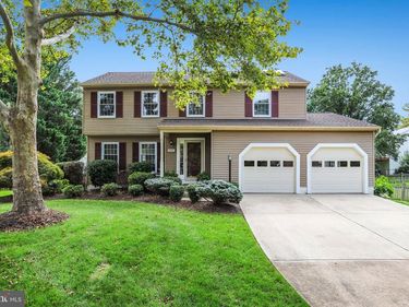 2002 JONATHAN DRIVE, STERLING, VA 20164