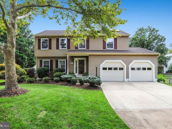 2002 JONATHAN DRIVE, STERLING, VA 20164