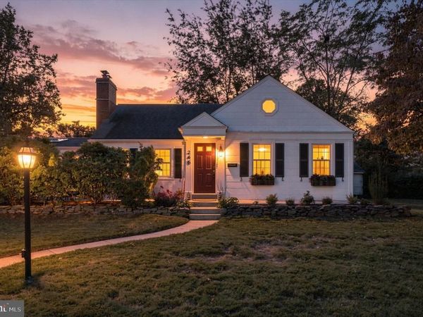246 LENOX RD, HAVERTOWN, PA 19083