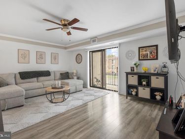 47202 DELAIRE LANDING ROAD, Unit 202, PHILADELPHIA, PA 19114