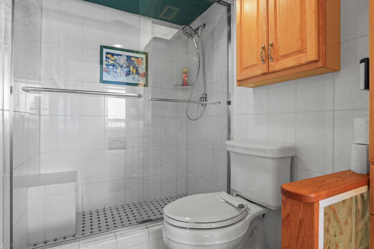9940 S Ocean Drive, Unit 609, Jensen Beach, FL 34957 Photo