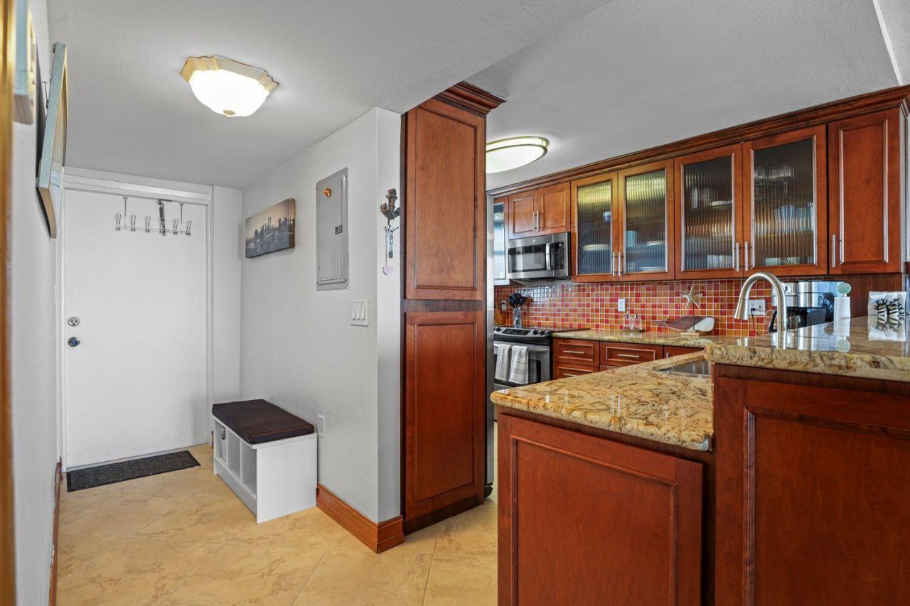 9940 S Ocean Drive, Unit 609, Jensen Beach, FL 34957 Photo