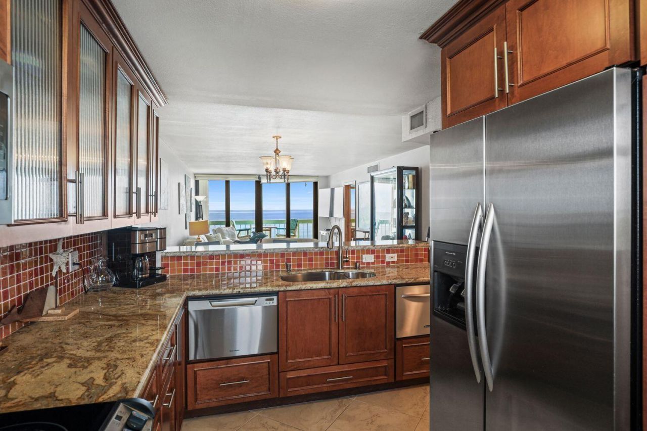 9940 S Ocean Drive, Unit 609, Jensen Beach, FL 34957 Photo