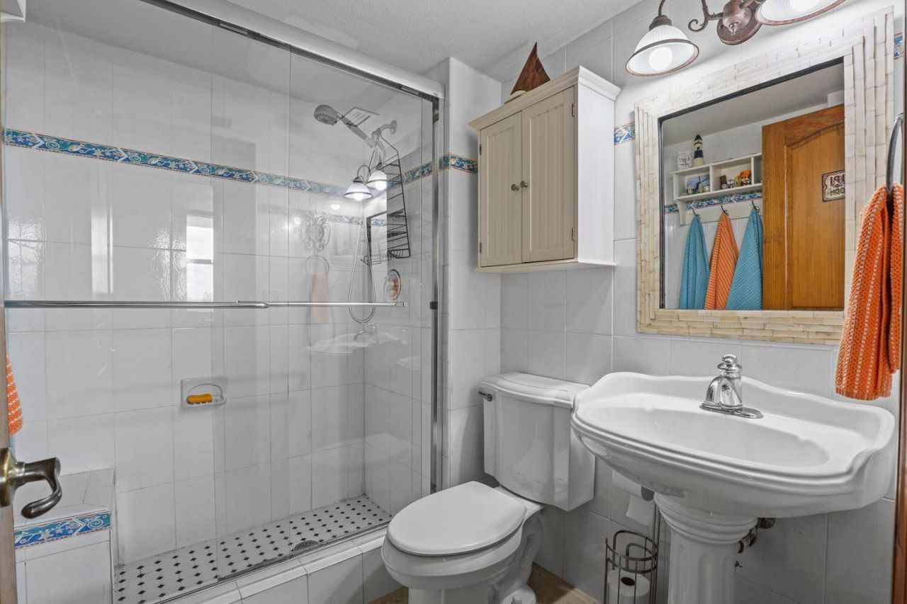 9940 S Ocean Drive, Unit 609, Jensen Beach, FL 34957 Photo