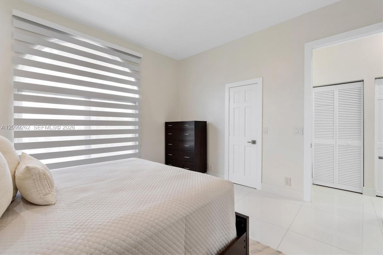 12060 NW 10th St, Plantation, FL 33323 Photo