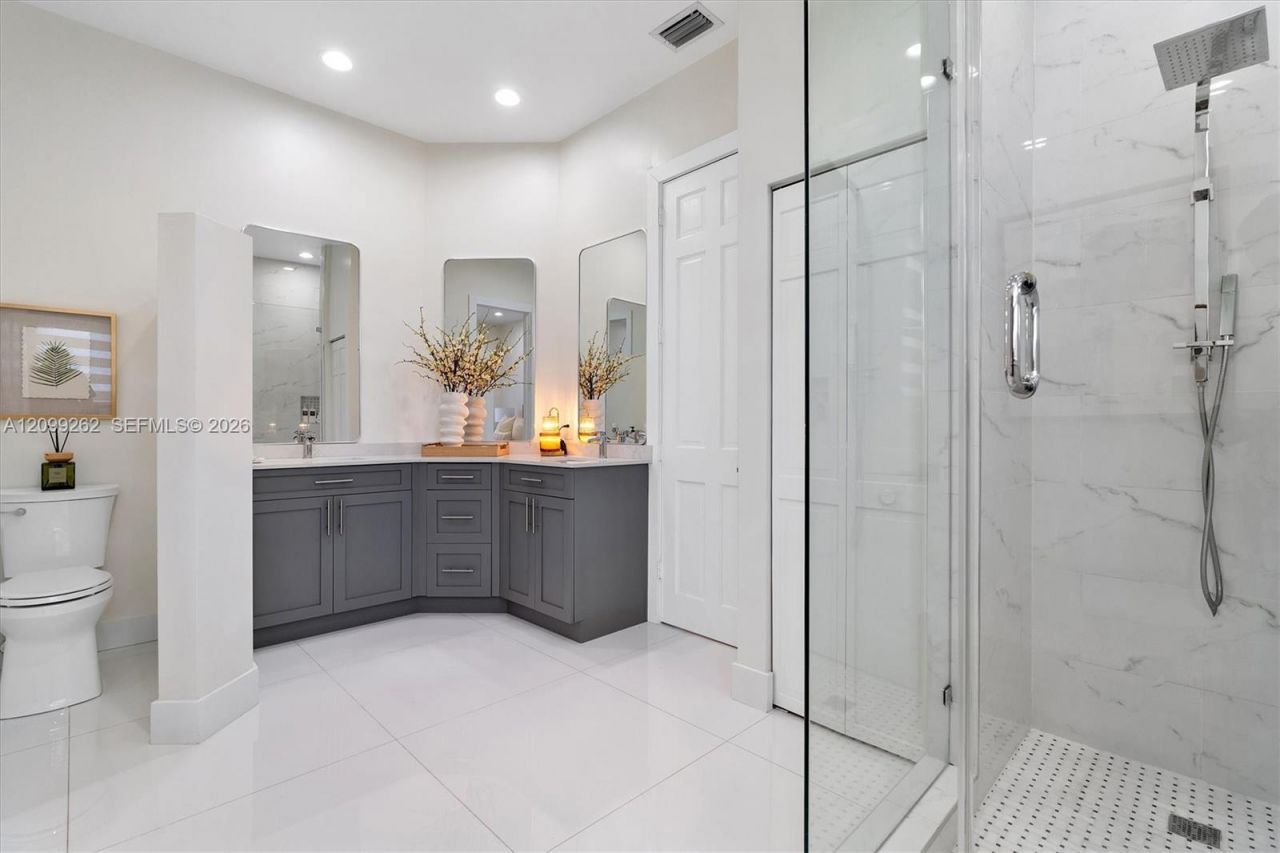 12060 NW 10th St, Plantation, FL 33323 Photo