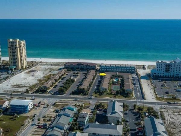 8425 Gulf Boulevard, Unit 112, Navarre, FL 32566