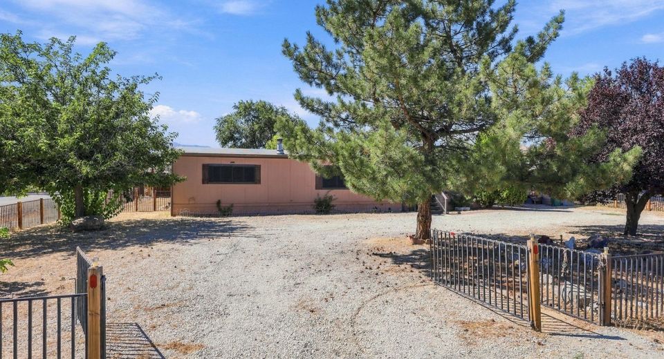 5605 Charjene Way, Sun Valley, NV 89433 Photo