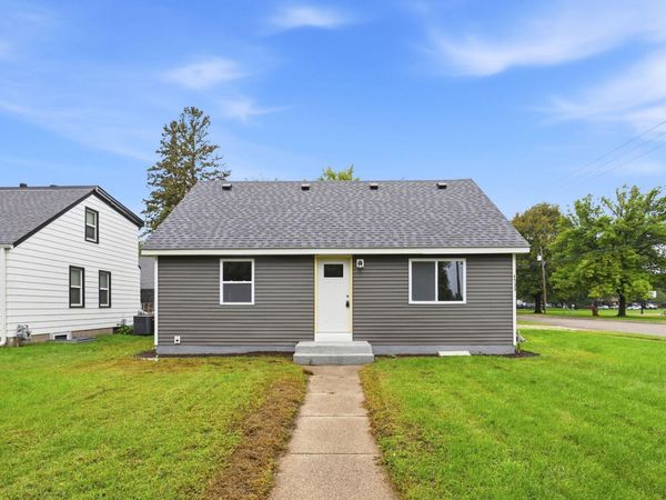 4533 Welcome Avenue N, Crystal, MN 55422