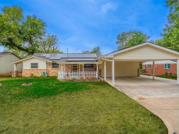 1105 Belle Street, Bedford, TX 76022