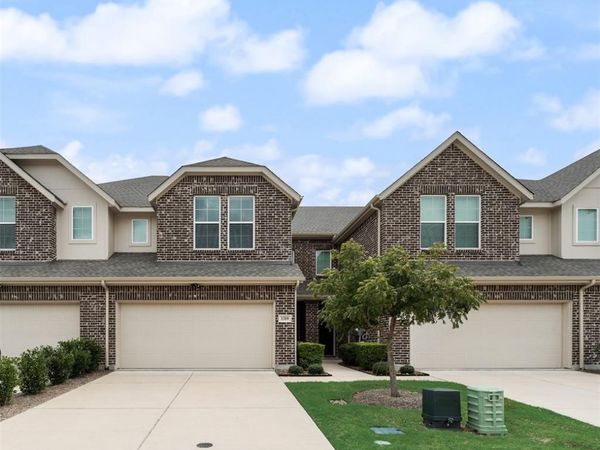 1319 Hill Country Place , Celina, TX 75009